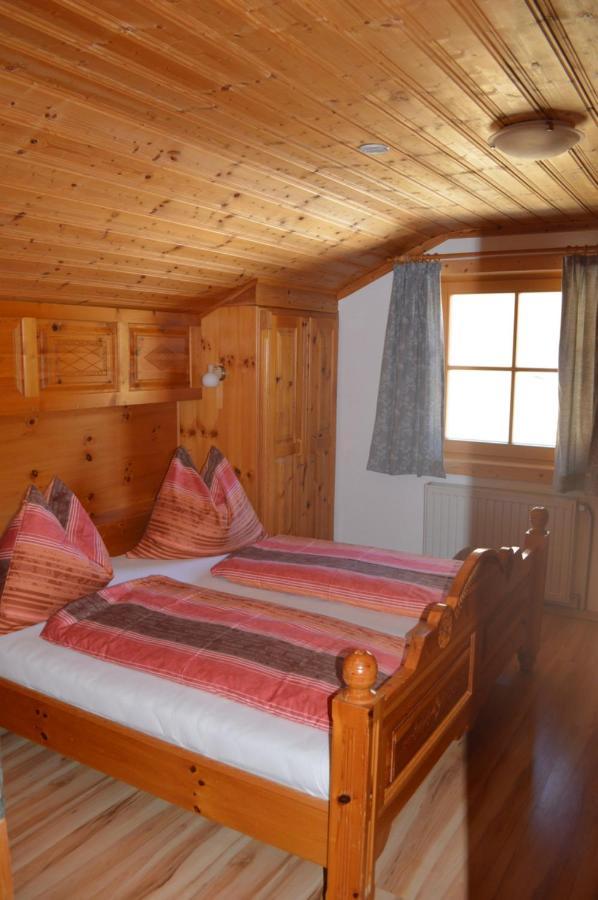 Ferienwohnungen Niederarnigerhof Familie Bauernfeind Kals-am Großglockner Екстериор снимка
