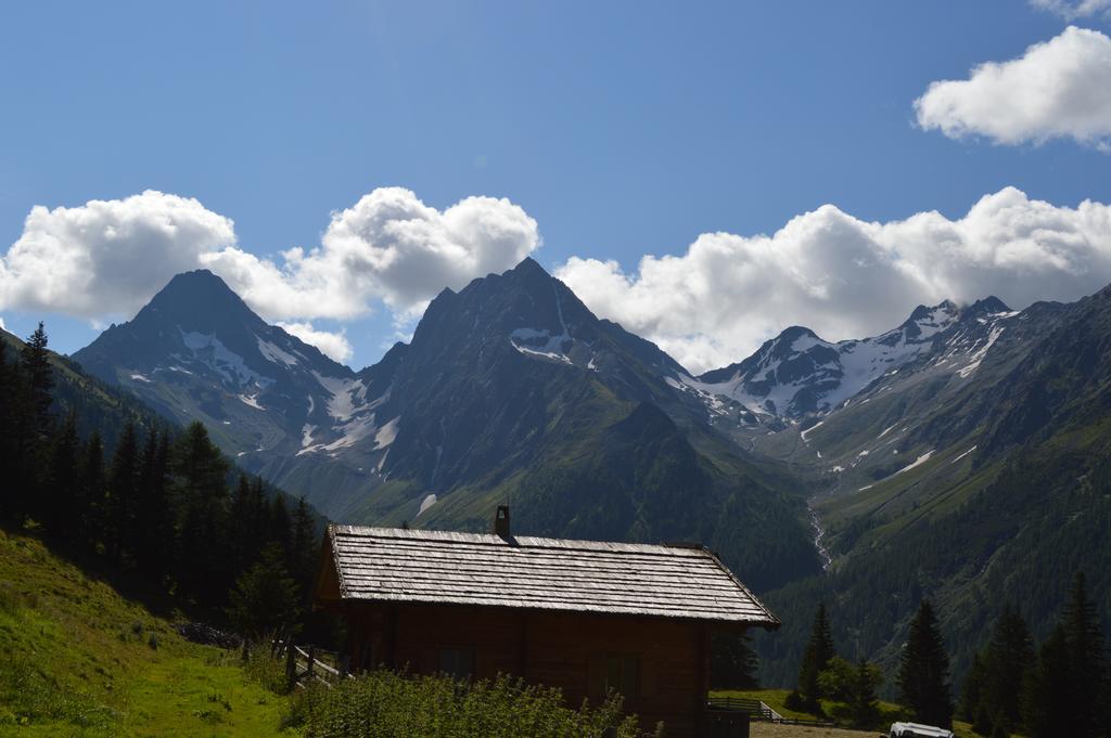 Ferienwohnungen Niederarnigerhof Familie Bauernfeind Kals-am Großglockner Екстериор снимка